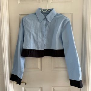 Cute color matching cropped blue blouse